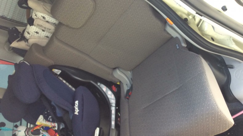 内装後方シート