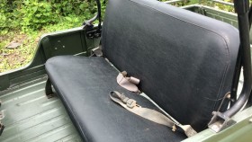 内装後方シート