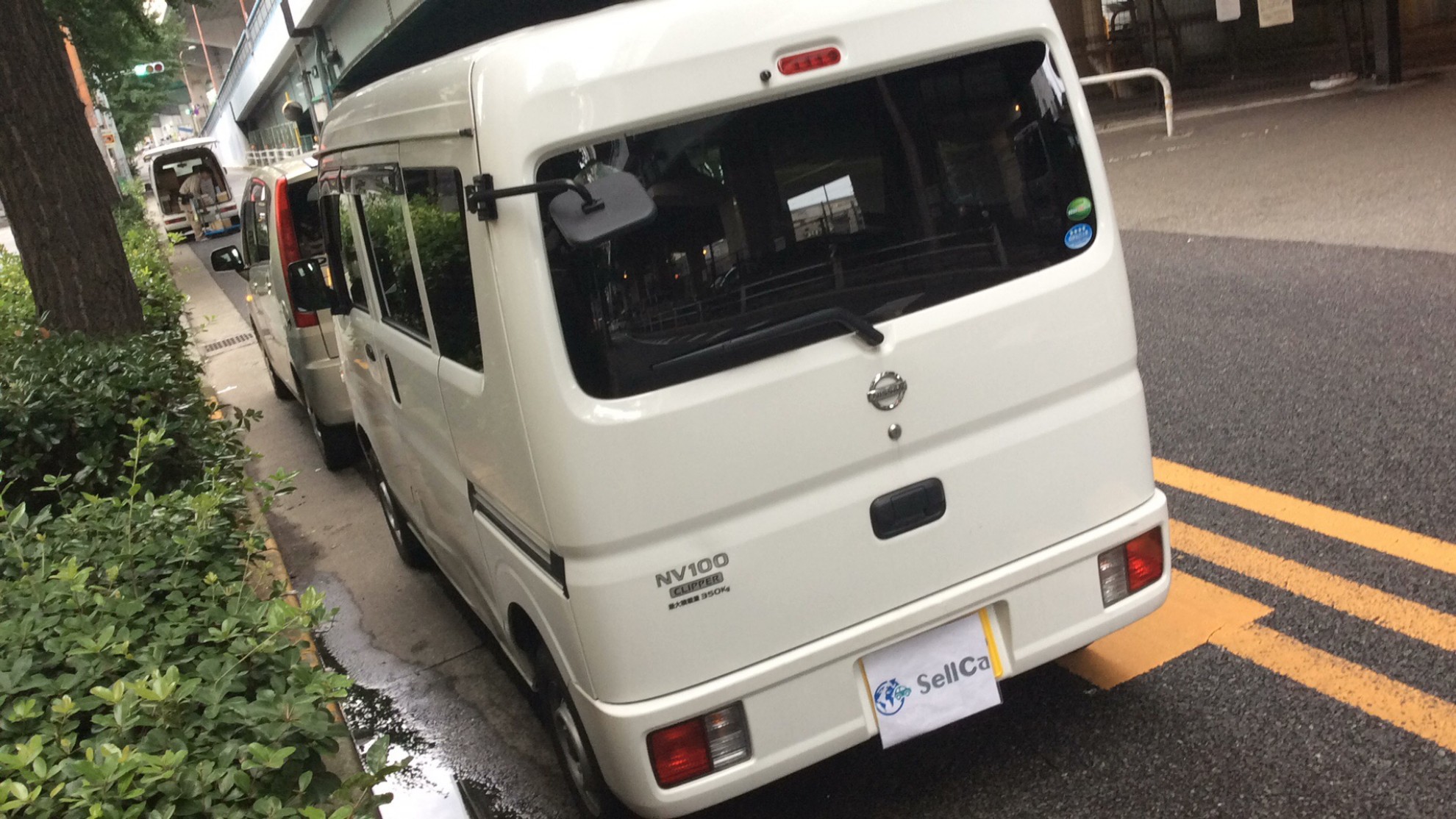 外装左後方