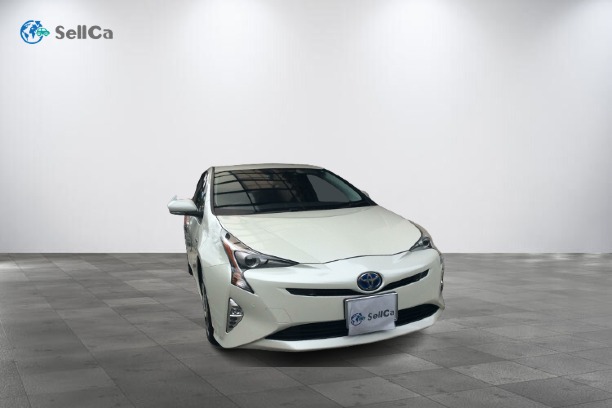 car_main_img