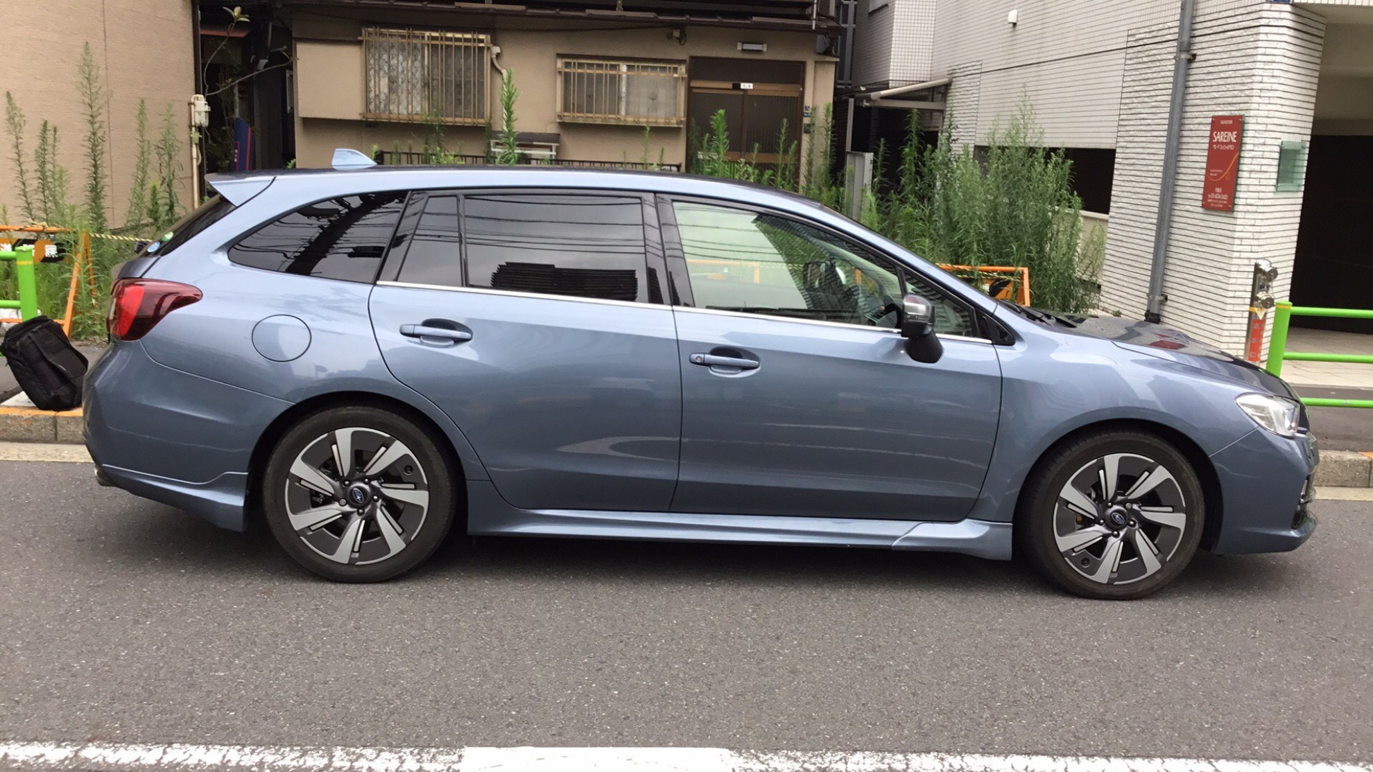 外装右