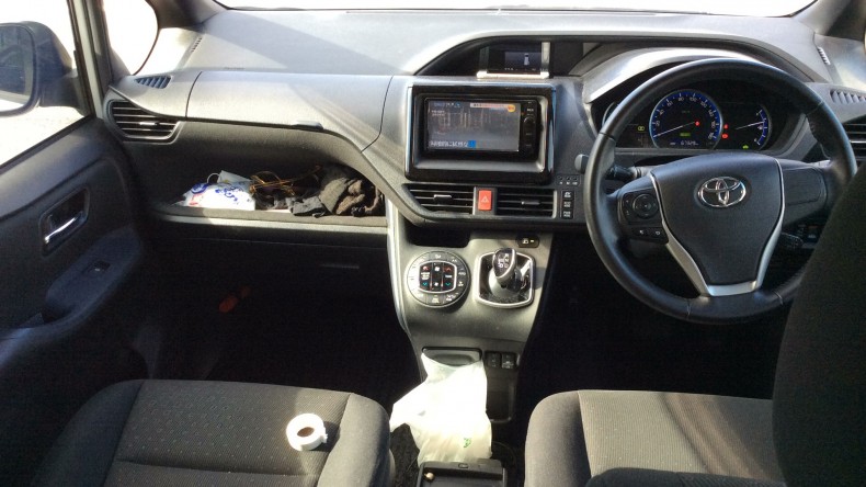 内装インパネ全体