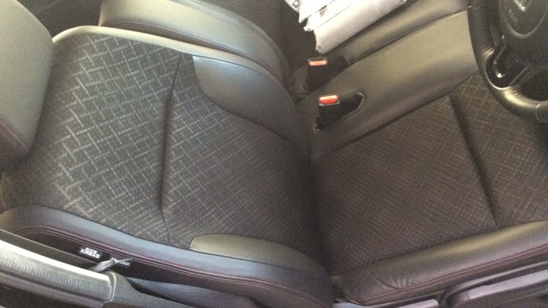 内装前方シート