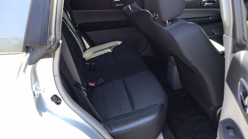 内装後方シート