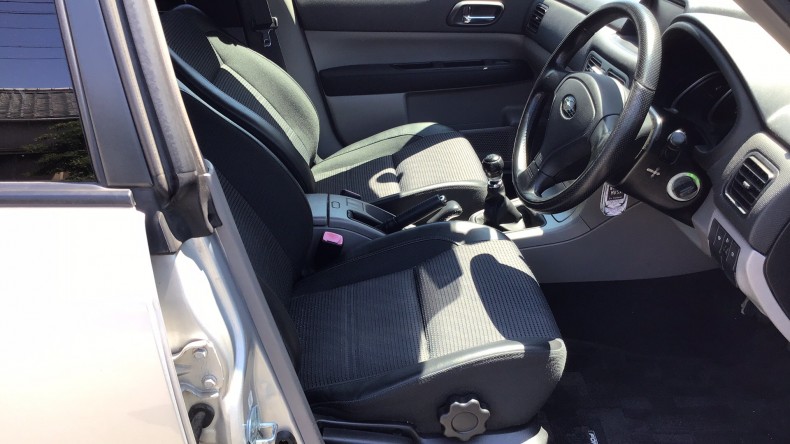 内装前方シート