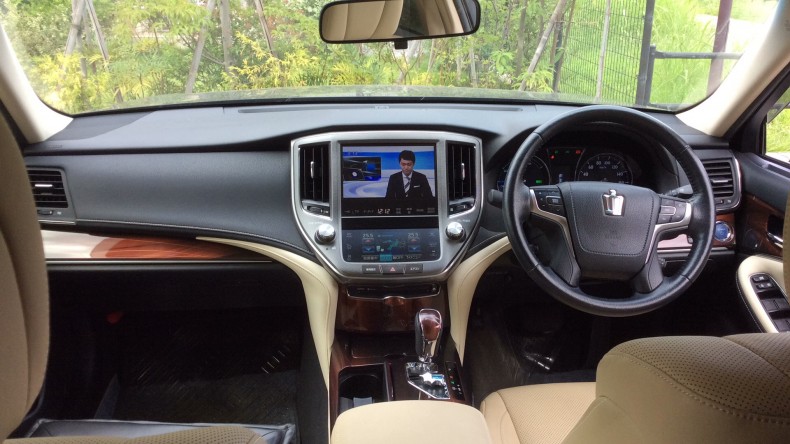 内装インパネ全体