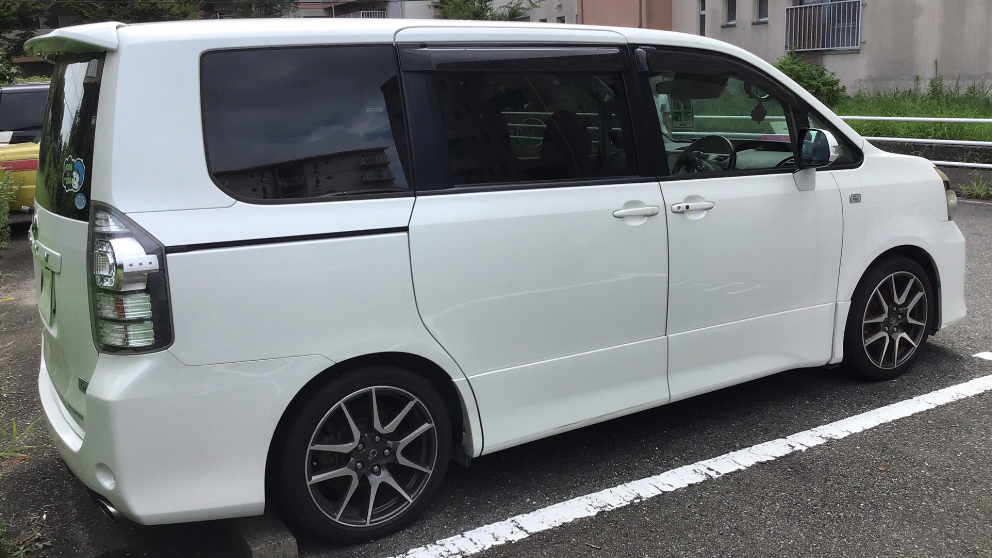 外装右