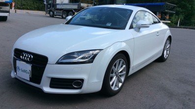 car_main_img