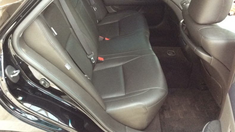 内装後方シート