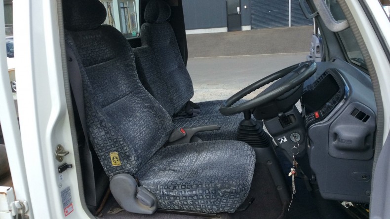 内装前方シート