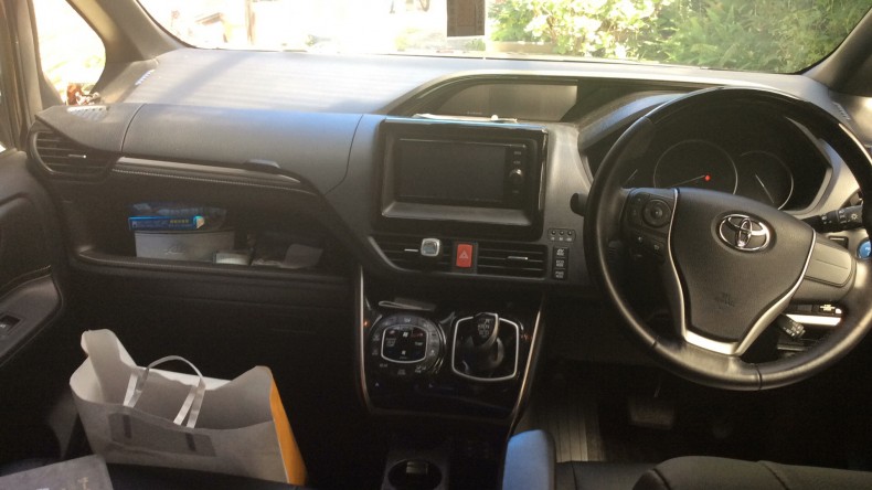 内装インパネ全体