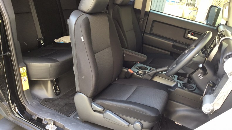 内装前方シート