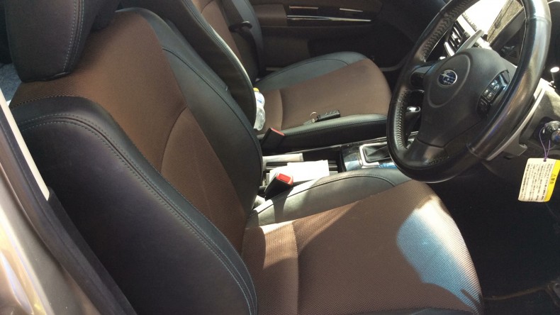 内装前方シート