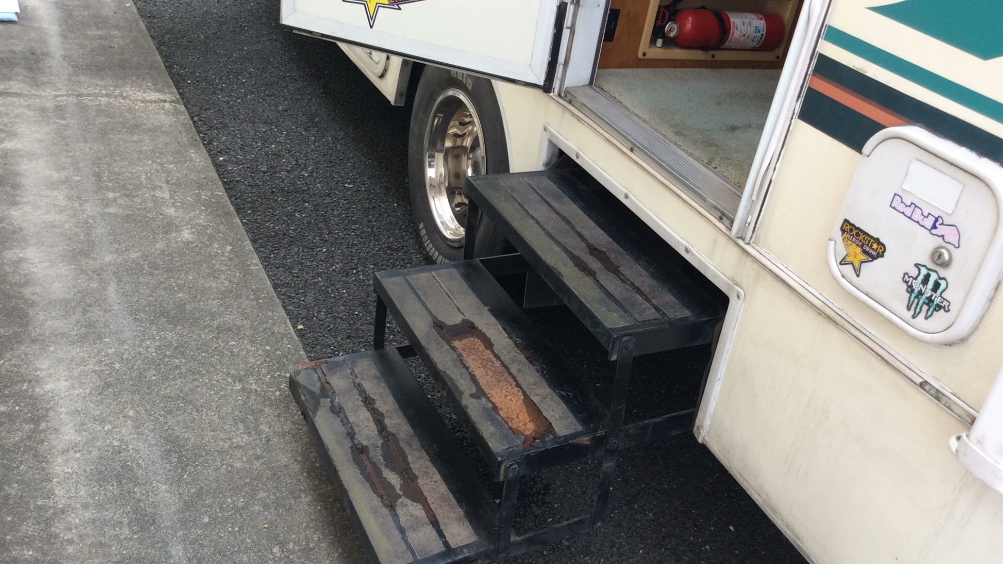 内装トランク