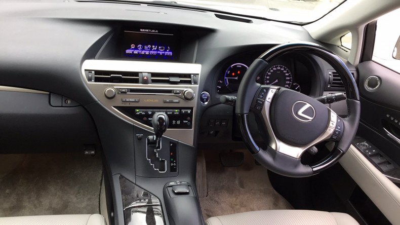 内装インパネ全体