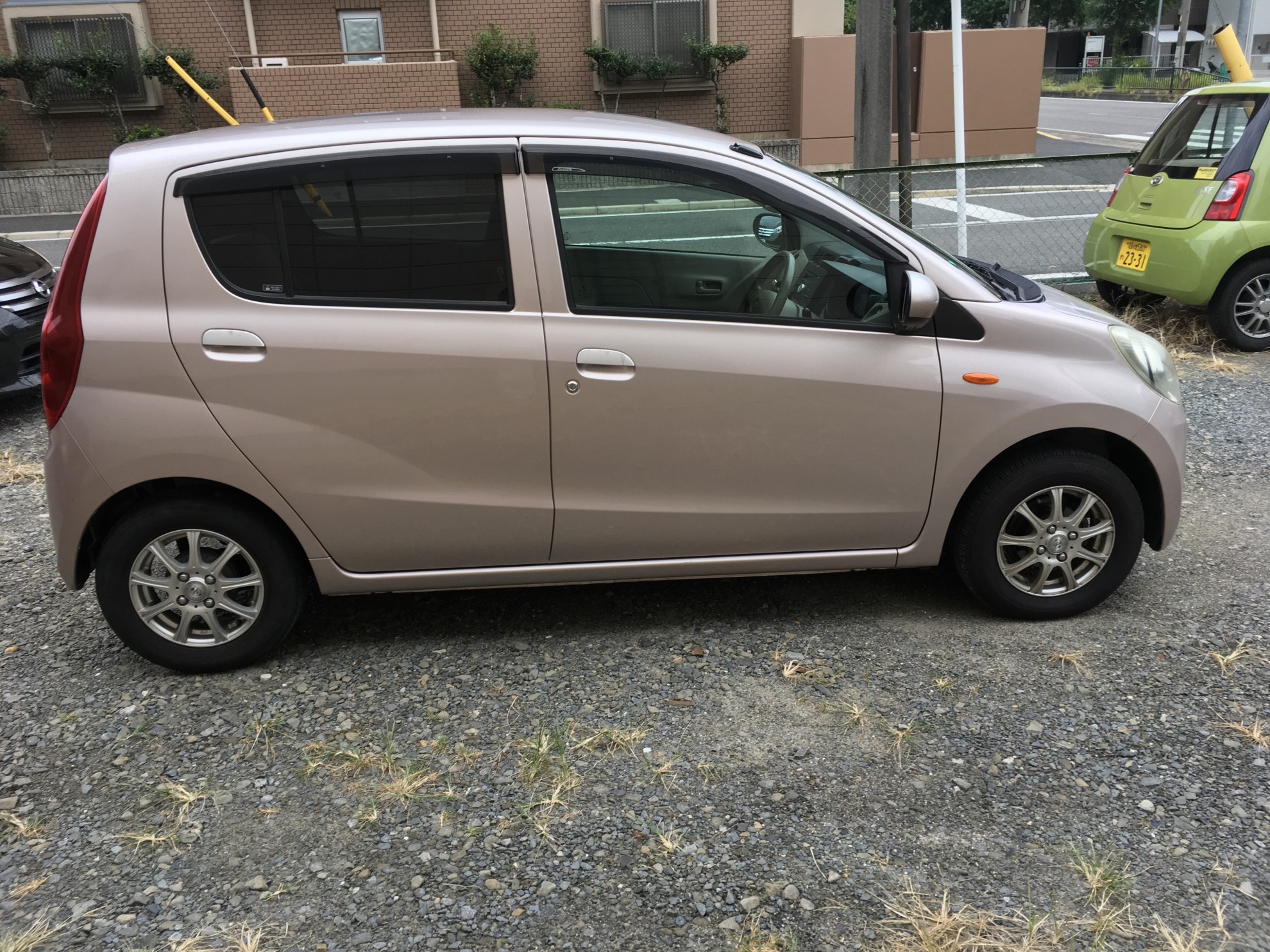外装右