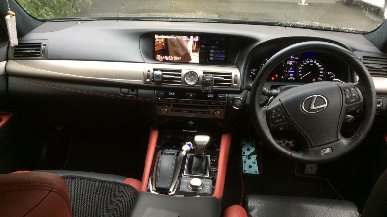 内装インパネ全体