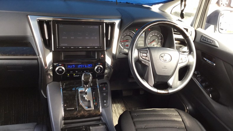 内装インパネ全体