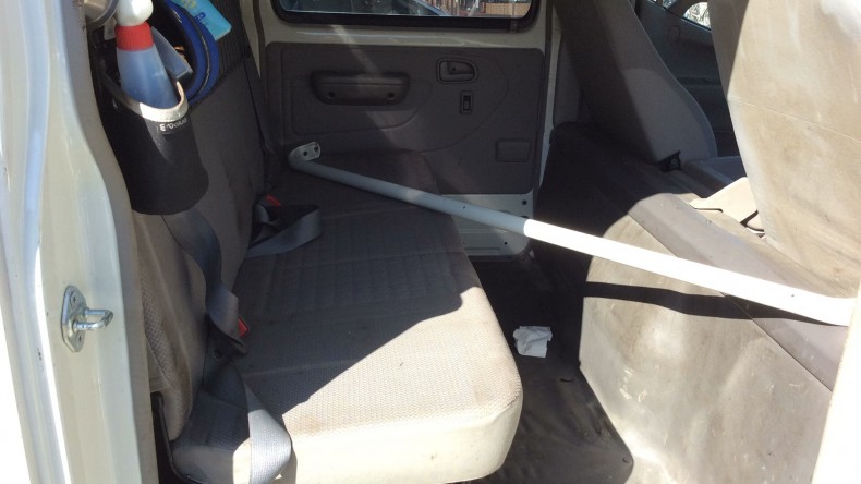 内装後方シート