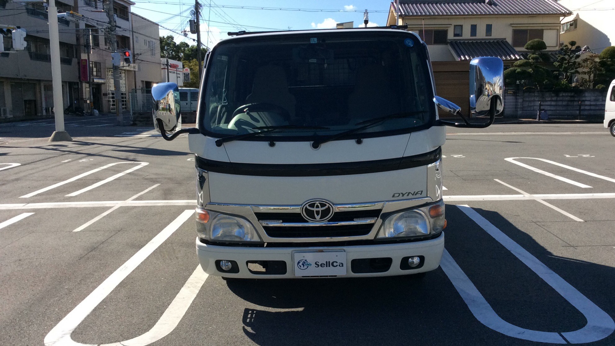 外装前方