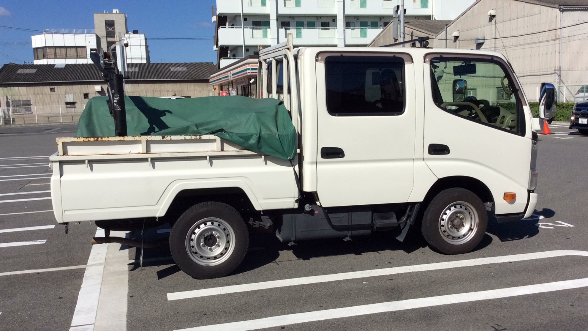 外装右