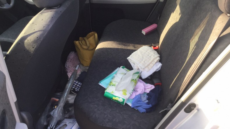 内装後方シート