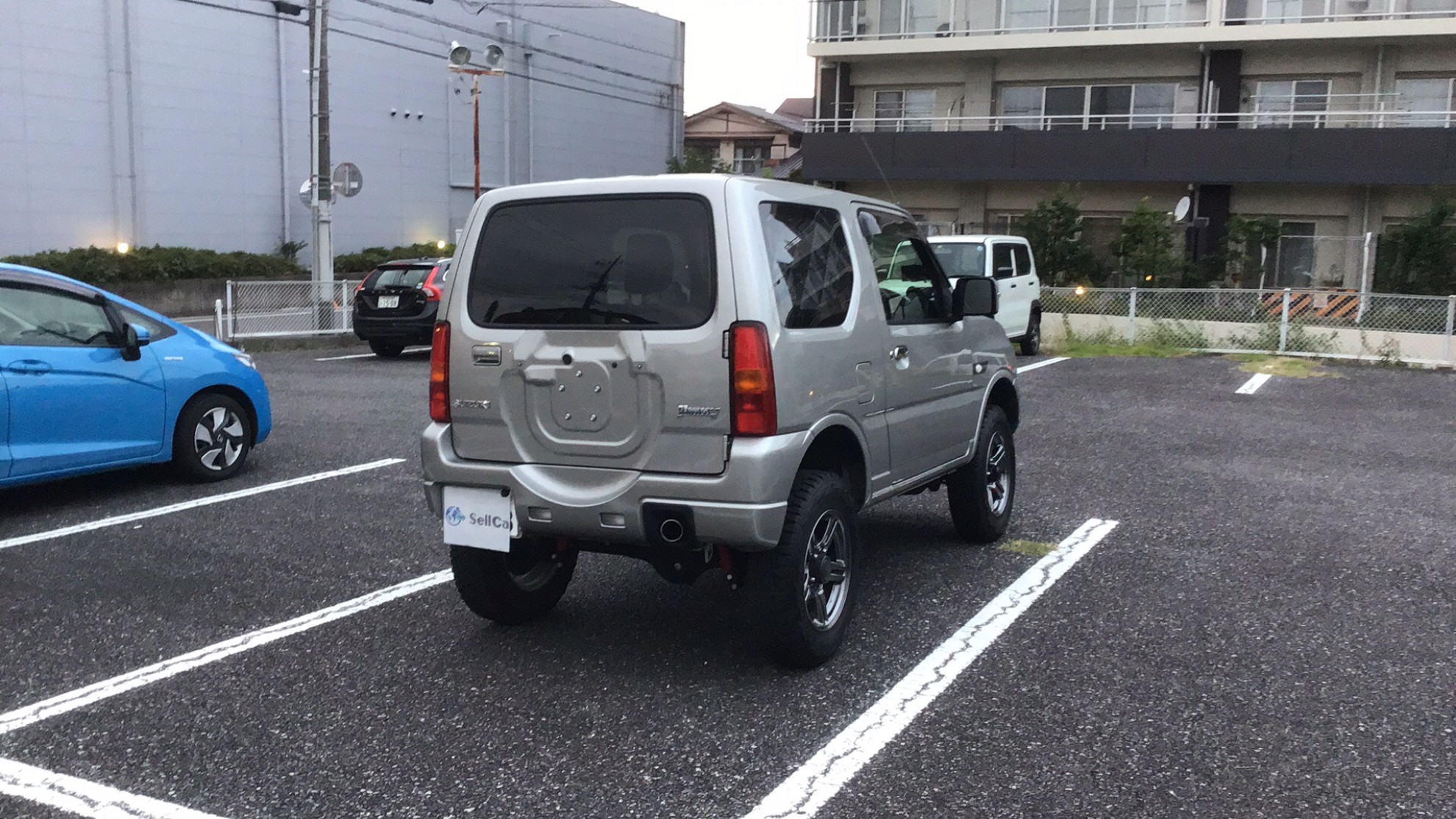 外装右後