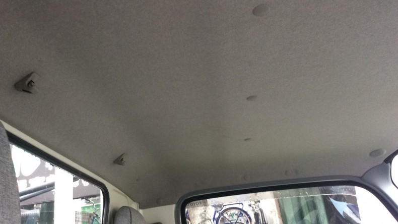 内装後方シート