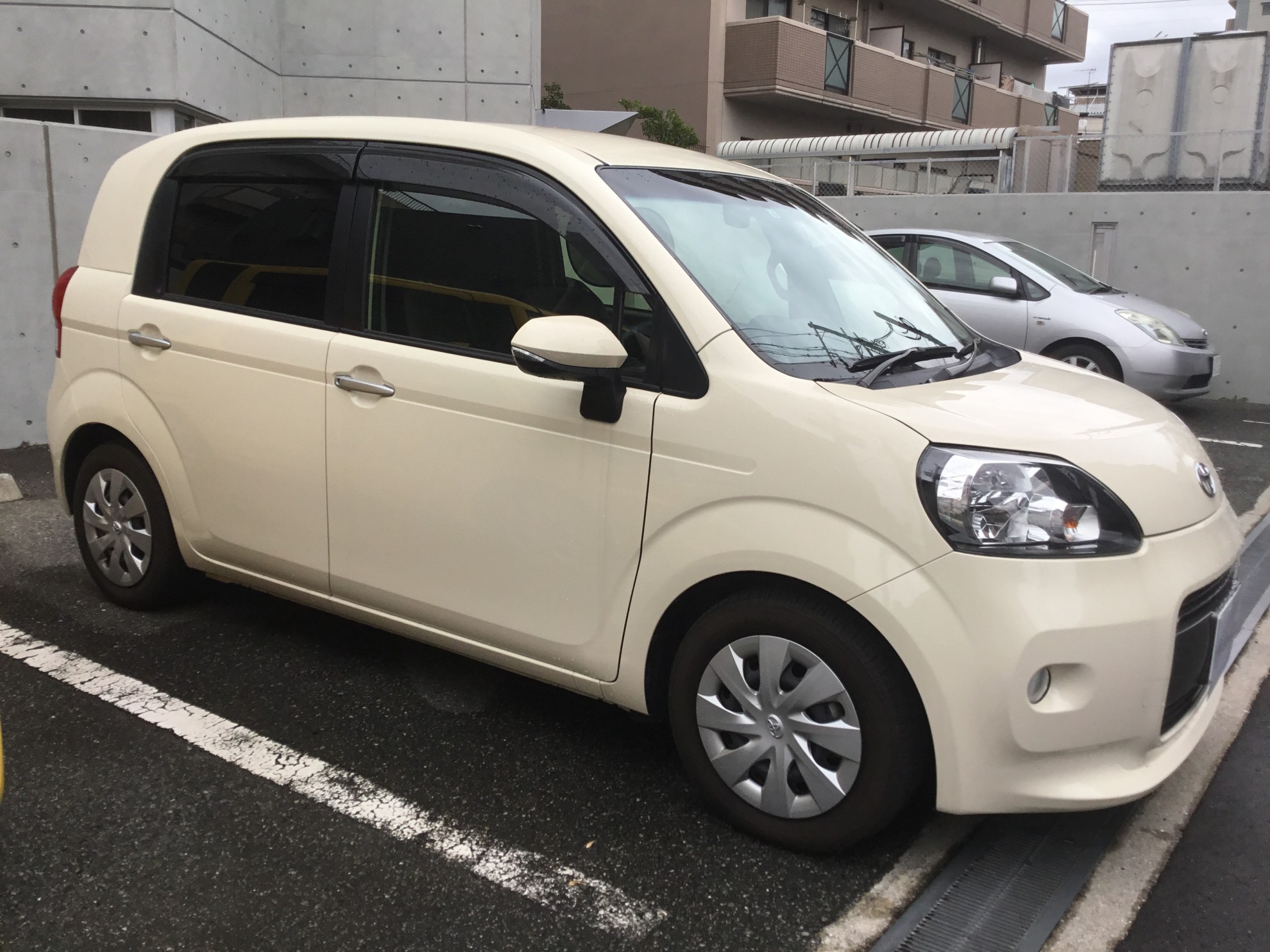 外装右