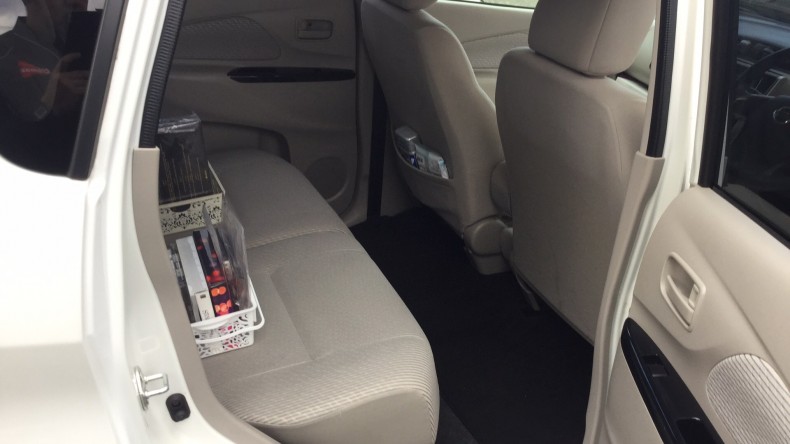 内装後方シート