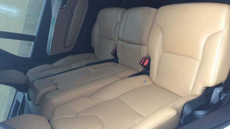 内装後方シート