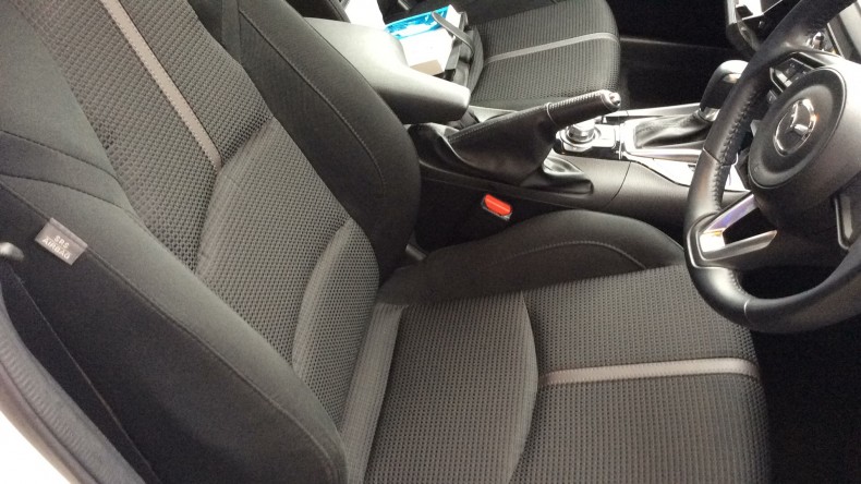 内装前方シート