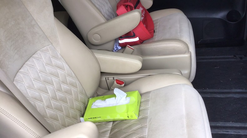 内装後方シート