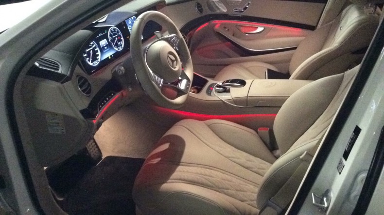 内装前方シート