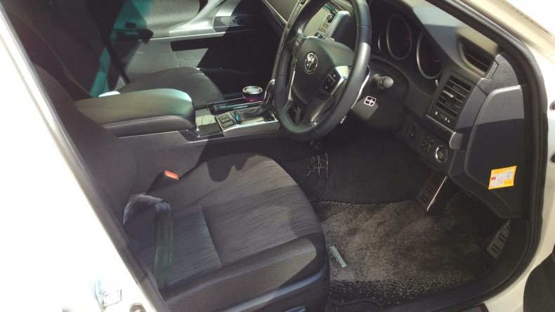 内装前方シート