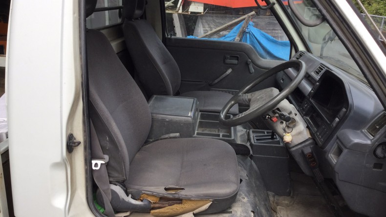 内装前方シート