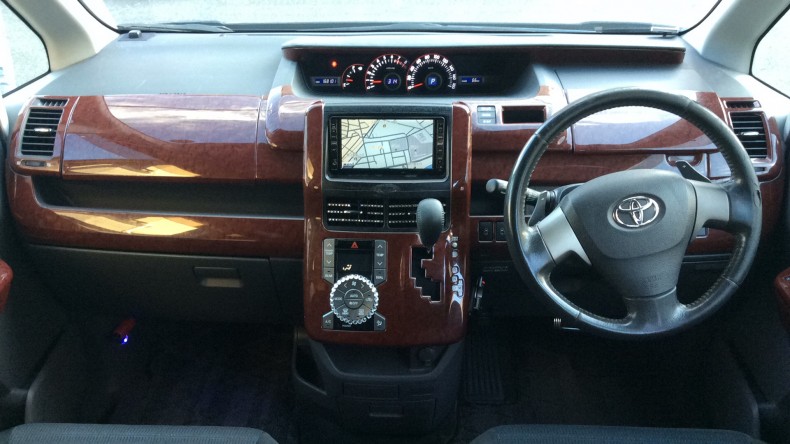 内装インパネ全体