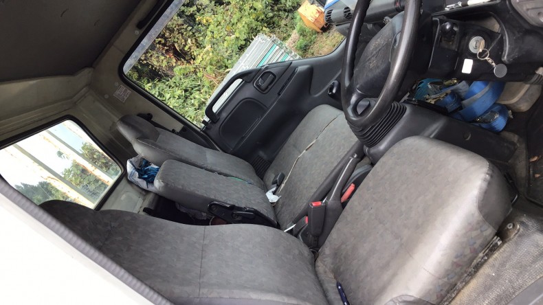 内装前方シート