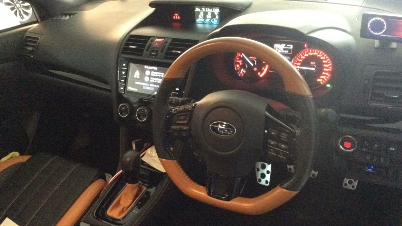 内装インパネ全体