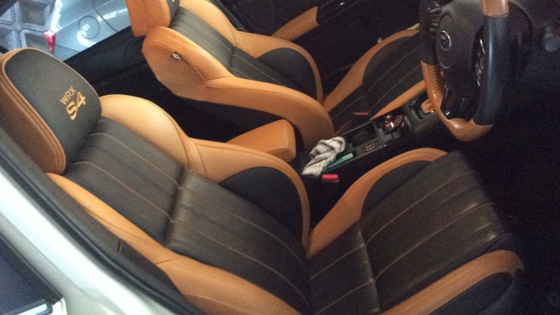 内装前方シート