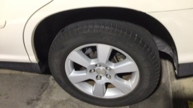 タイヤホイール前