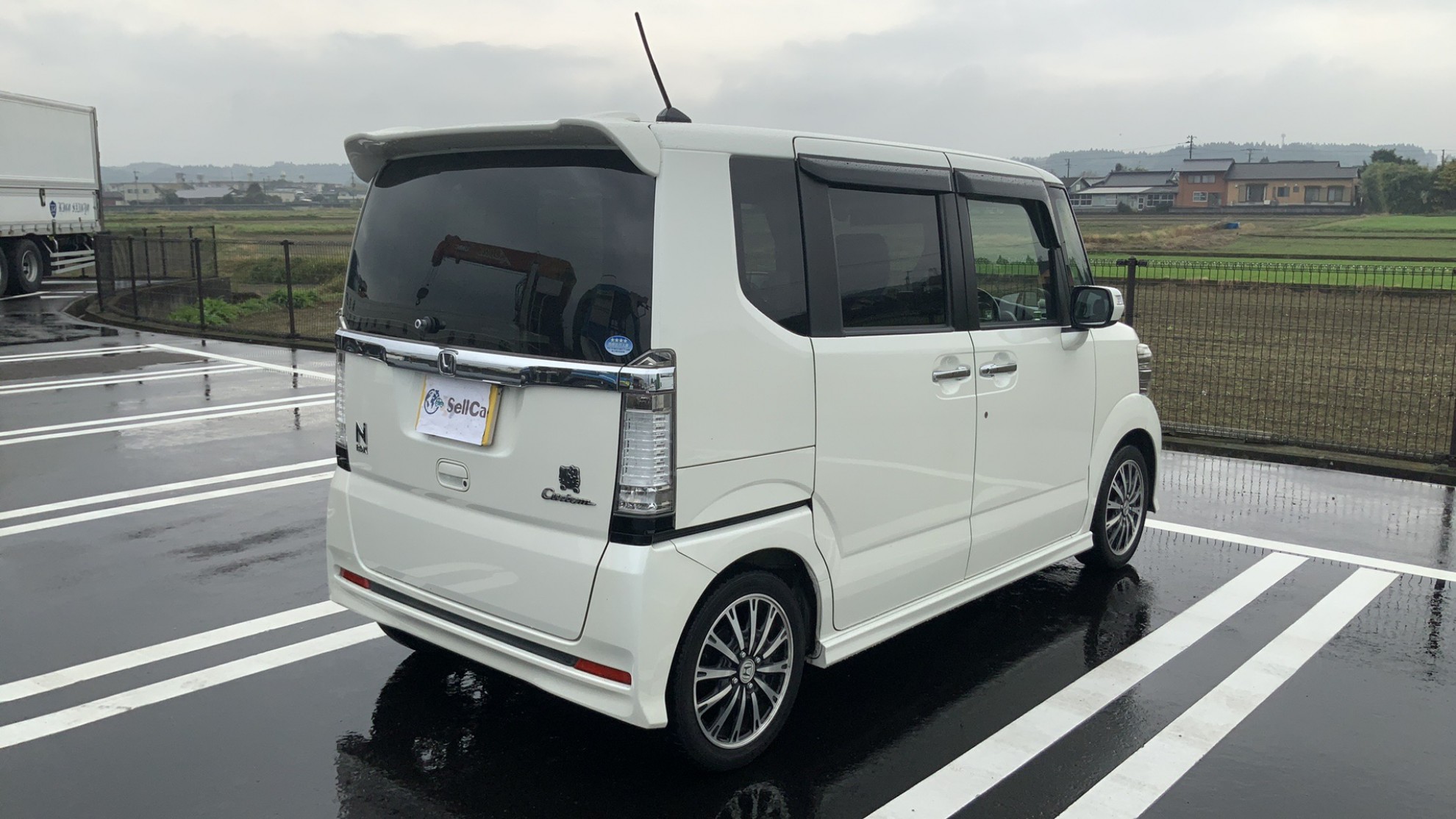 外装右後