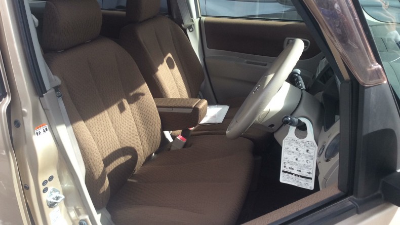内装前方シート