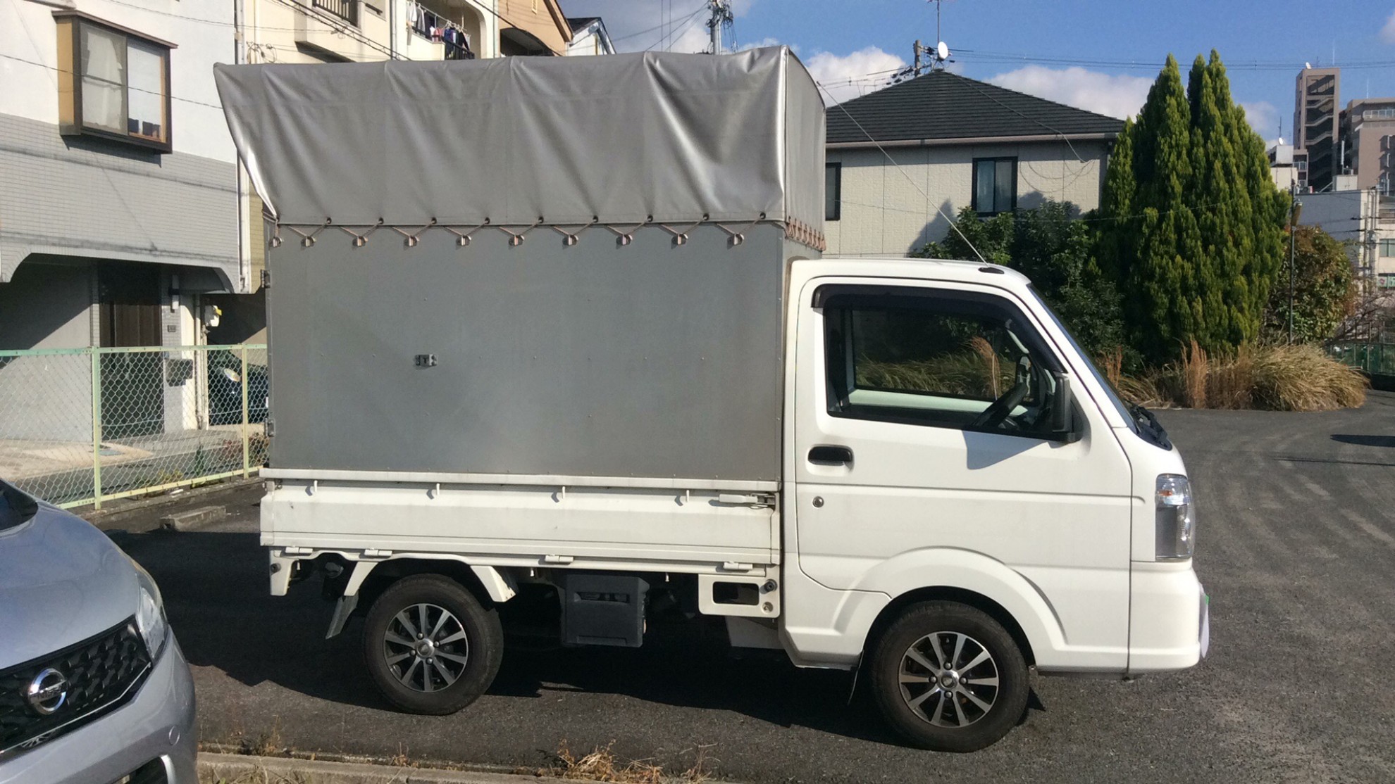 外装右