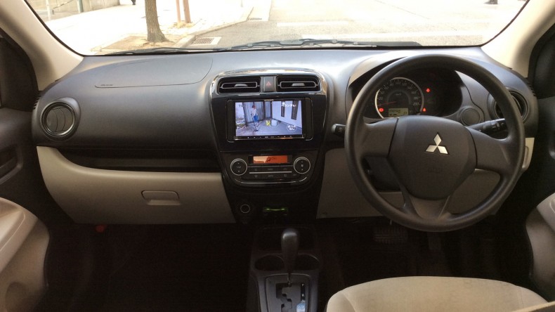 内装インパネ全体