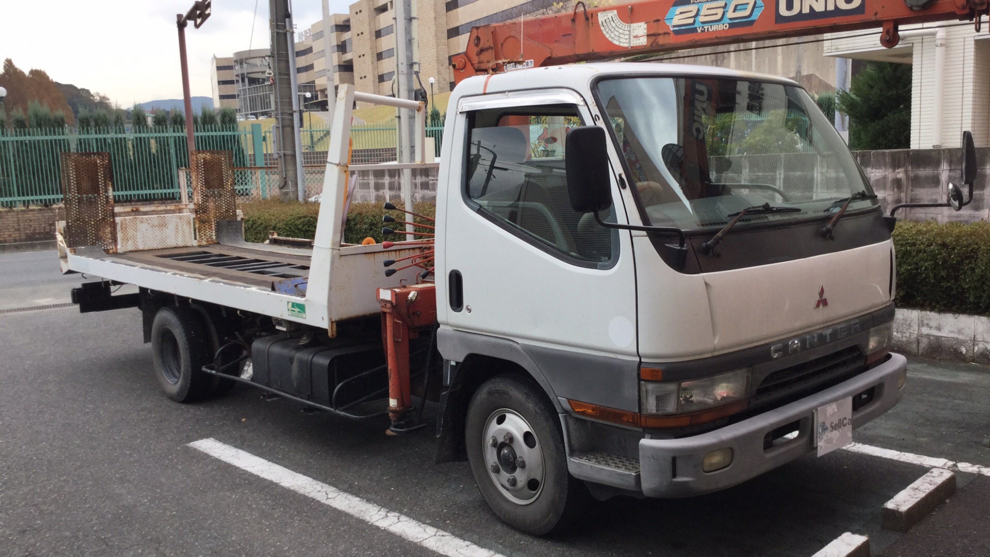 外装右前