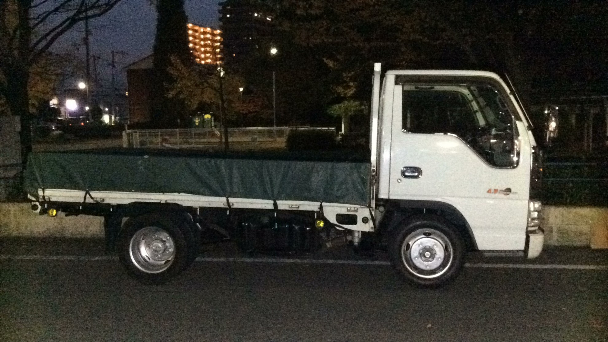 外装右