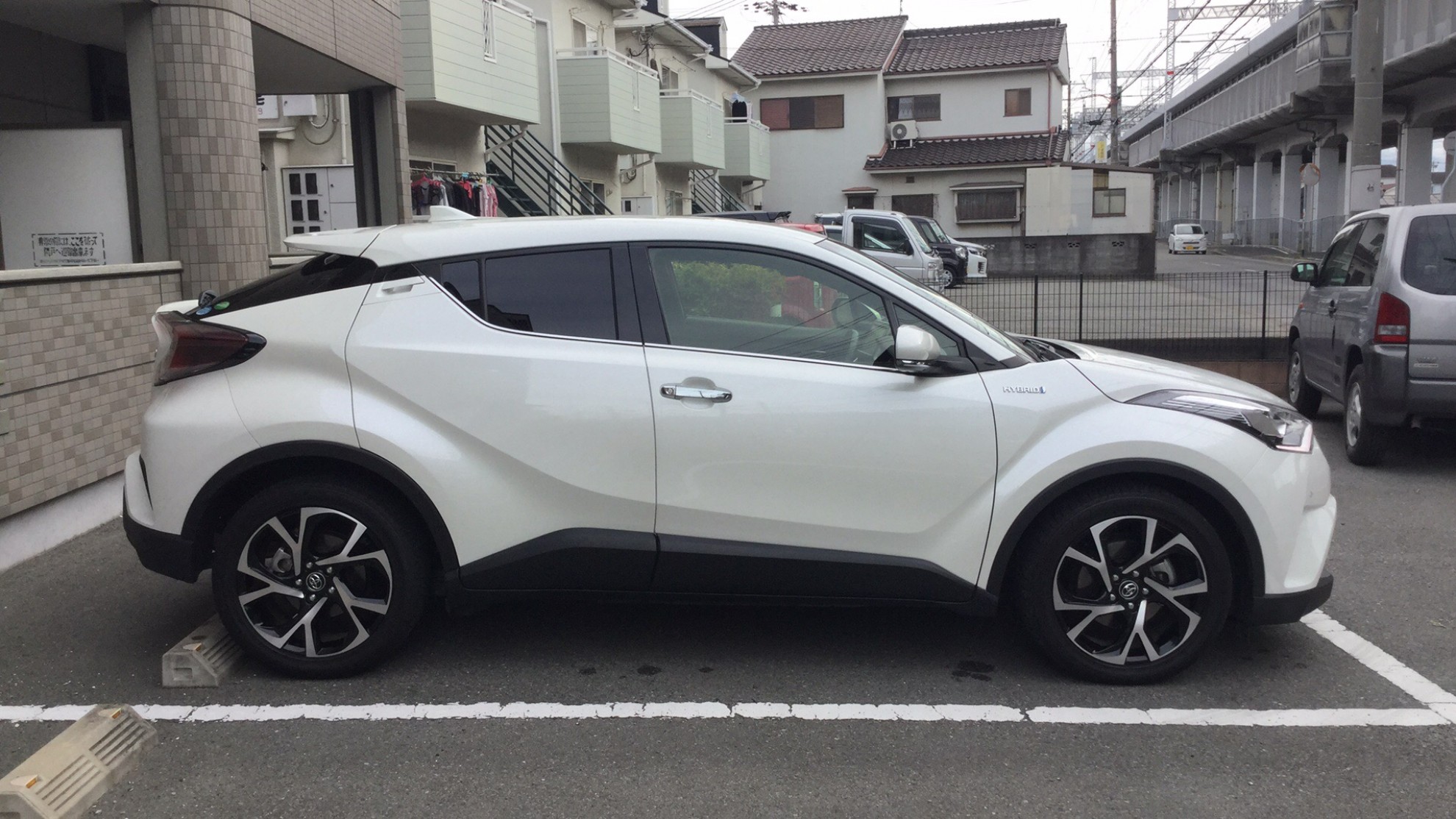 外装右