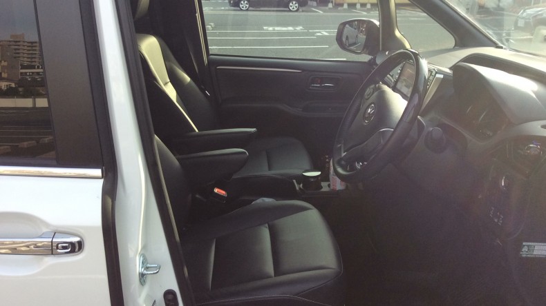 内装前方シート