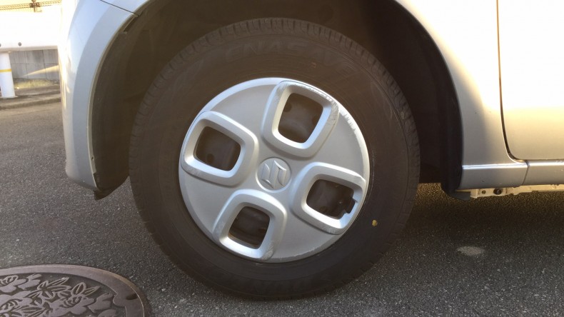 タイヤホイール前